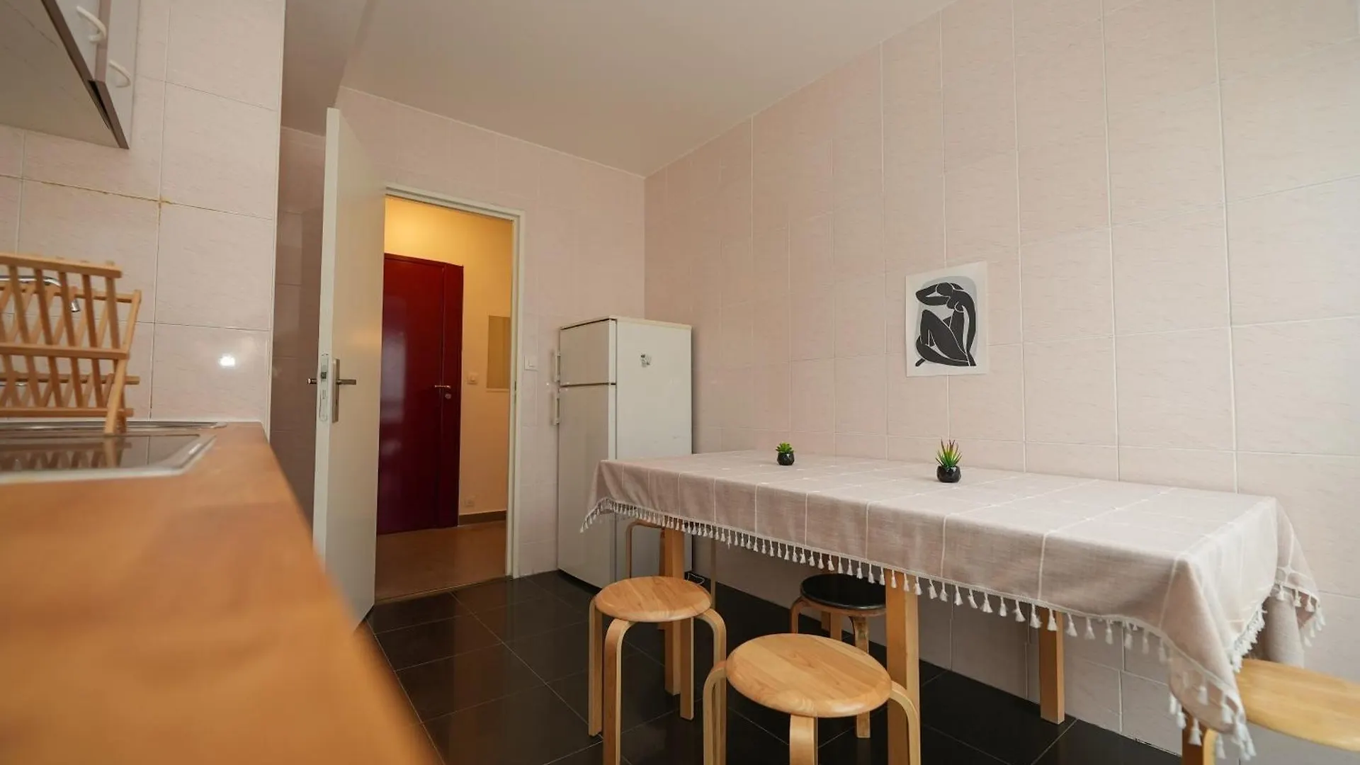 Appartement Confortable Et Lumineux A Belleville Paris Apartment
